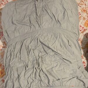 Elegant sea foam bedding set